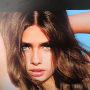 Meet your Posher, Marion